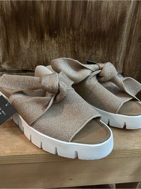 Bernie Mev Freesia Slide on Sandal Size 38 (US Size 7-7.5)